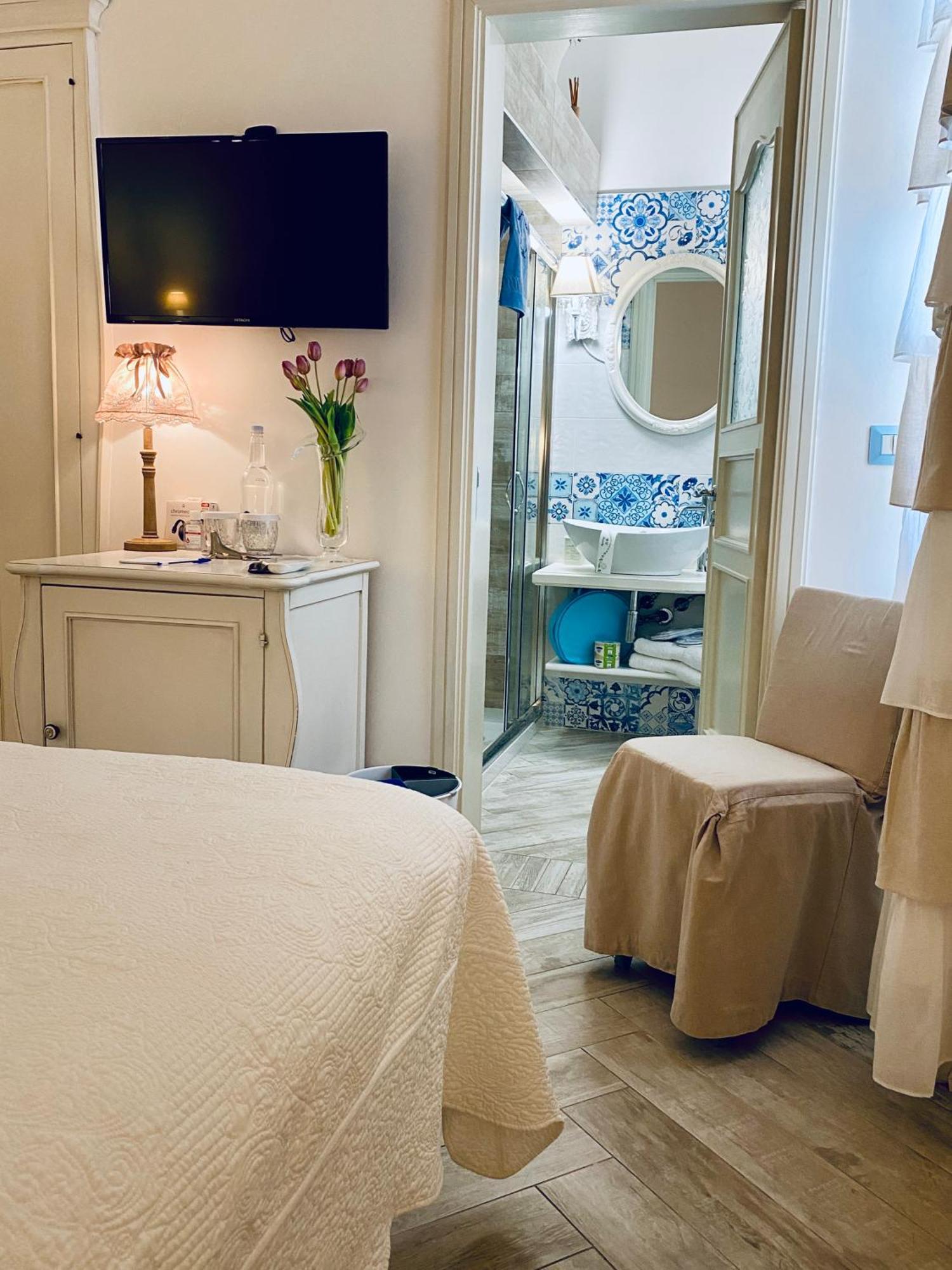 La Casa Di Ada E Gigi Vacanze Порто-Чезарео Екстер'єр фото