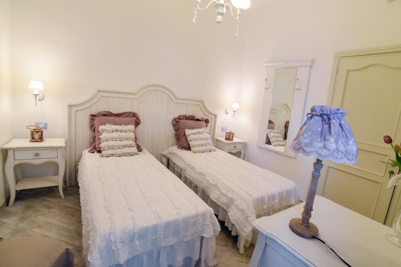La Casa Di Ada E Gigi Vacanze Порто-Чезарео Екстер'єр фото